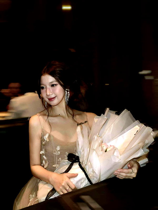 lyhythuedoxinh instagram image archive image