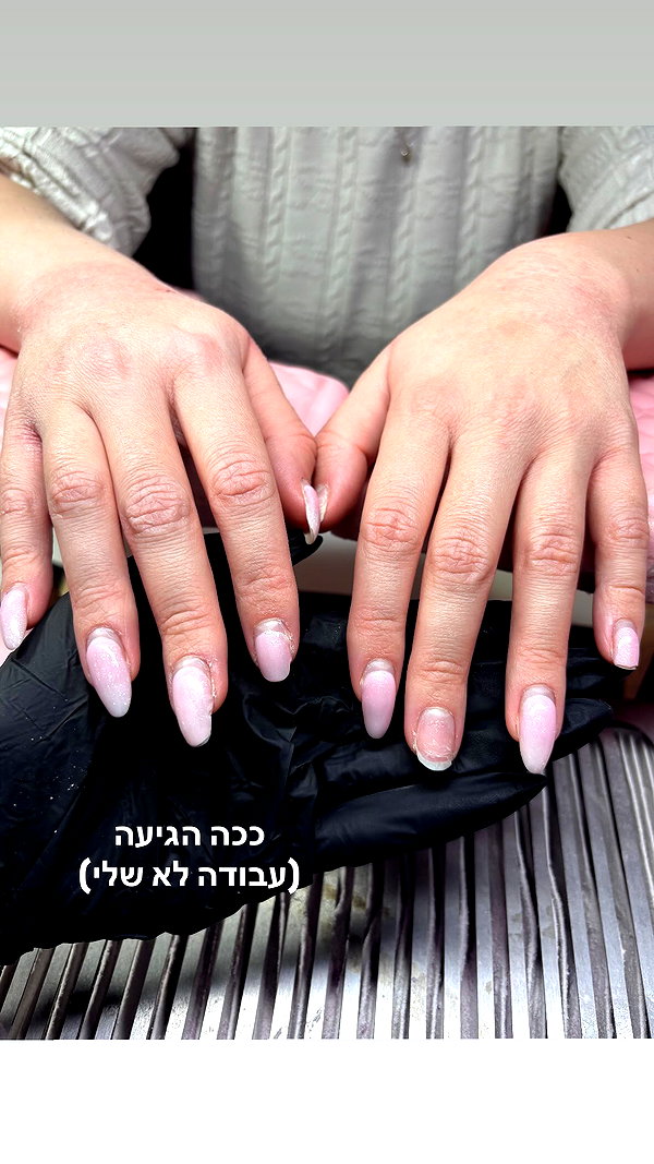 nails.by.natashi instagram image archive image