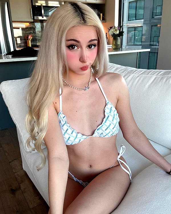 kennakins.cos instagram image archive image