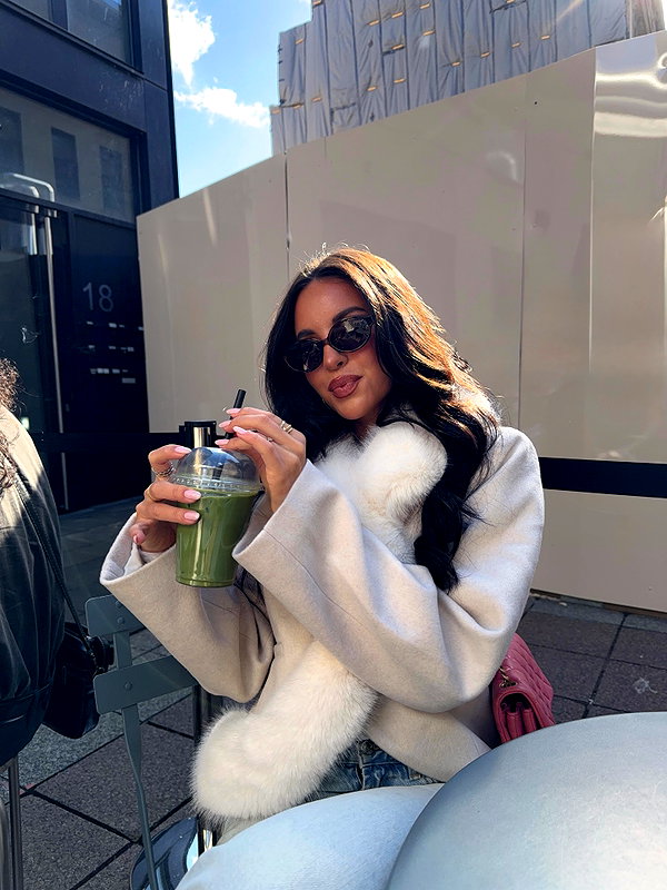 zoeliss instagram image archive image