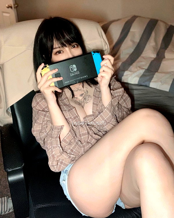 rakukoo instagram image archive image