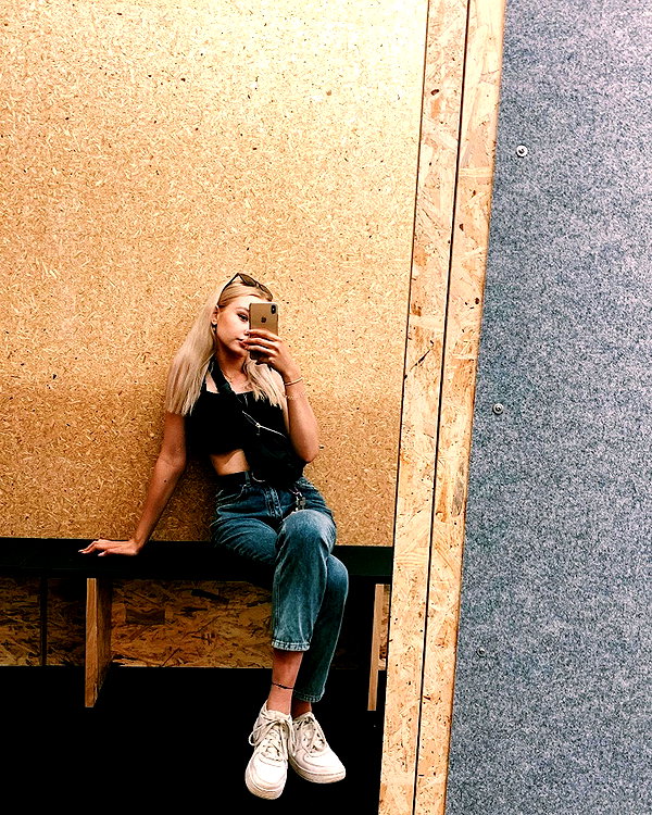 lilih instagram image archive image