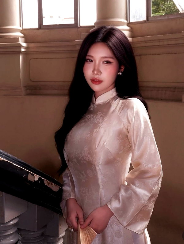 lyhythuedoxinh instagram image archive image