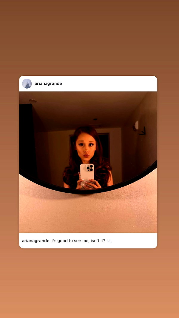 arianagrande instagram image archive image