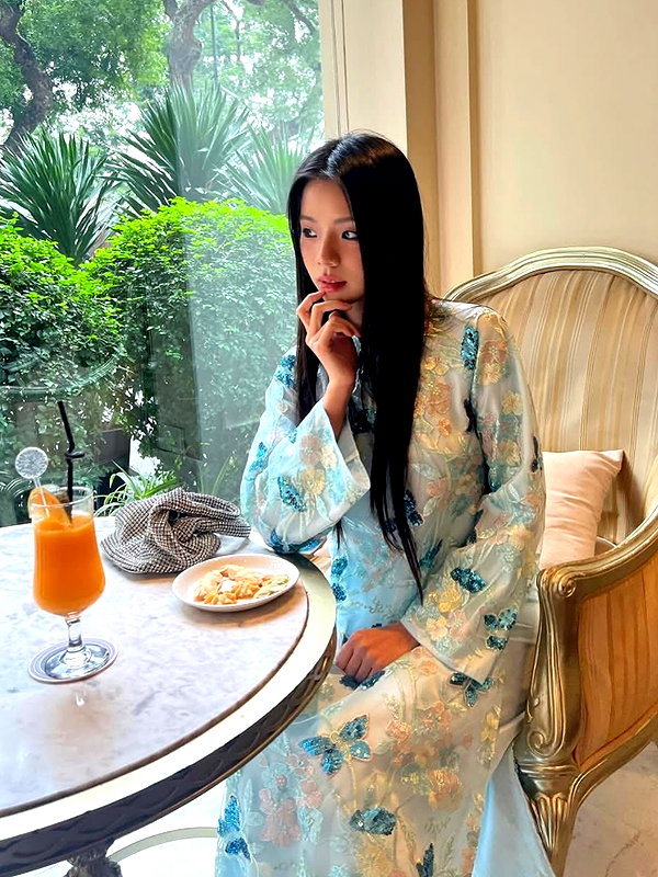 lyhythuedoxinh instagram image archive image