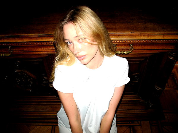 avestanova instagram image archive image