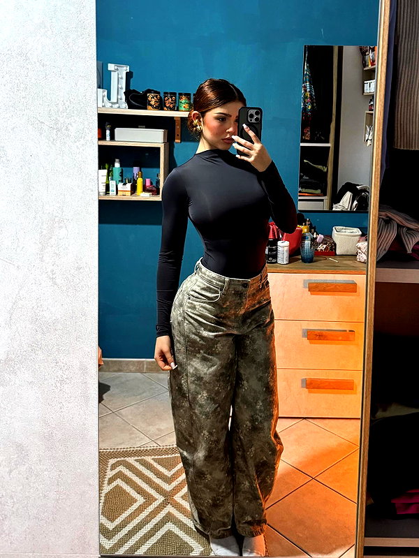 lauraurruu instagram image archive image