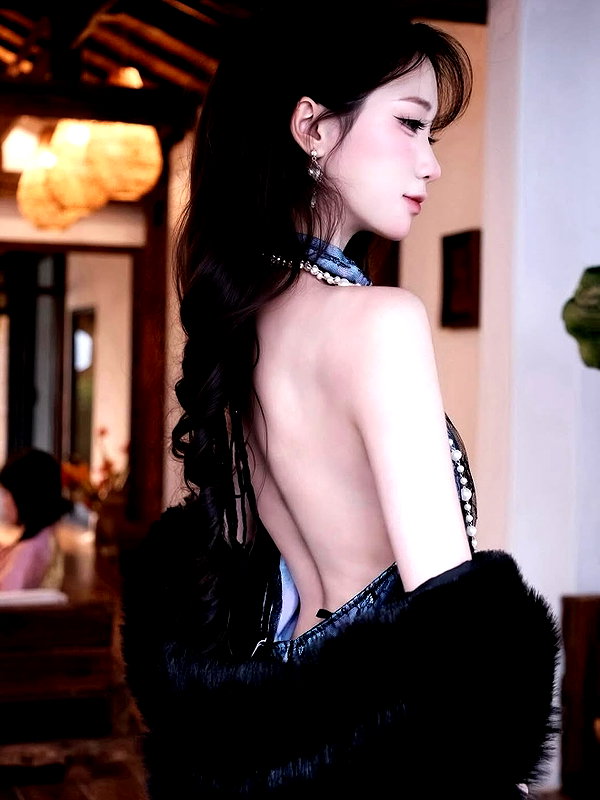 lyhythuedoxinh instagram image archive image