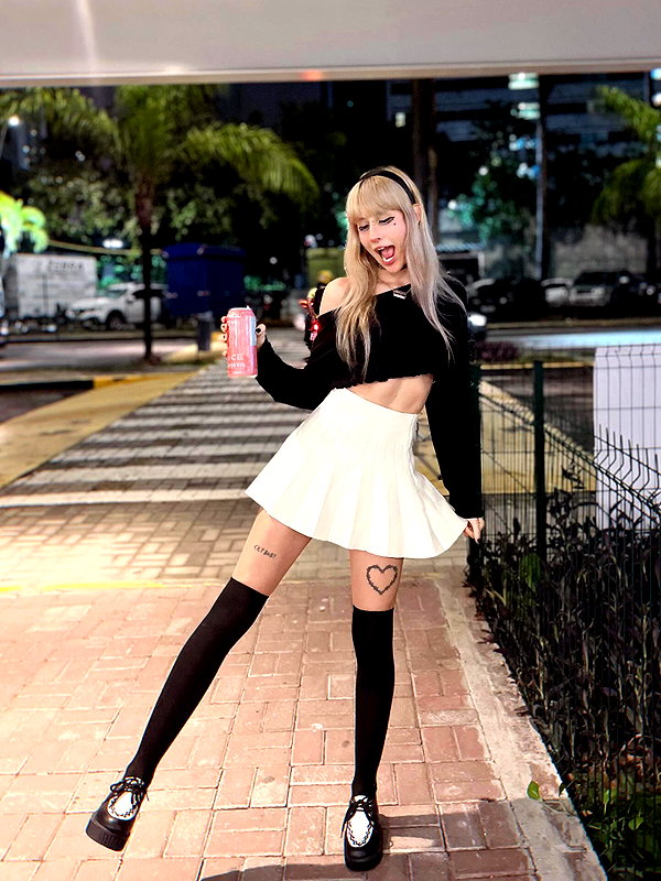 jadelaverne instagram image archive image