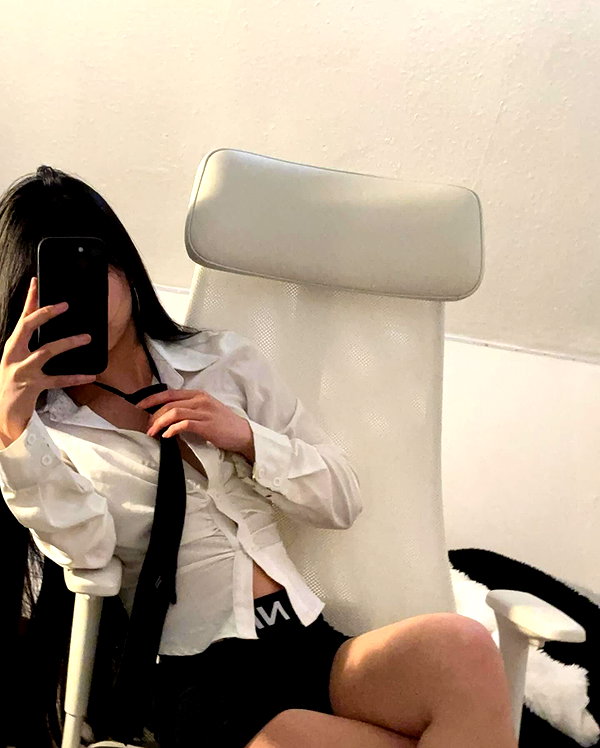 officialmiji640 instagram image archive image