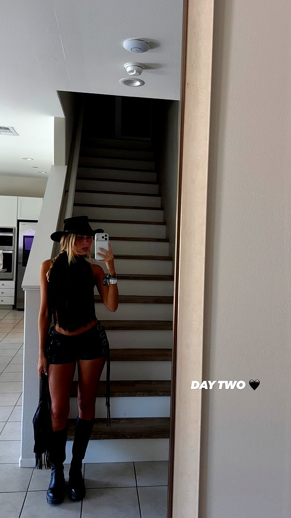 sophiebatzloff instagram image archive image