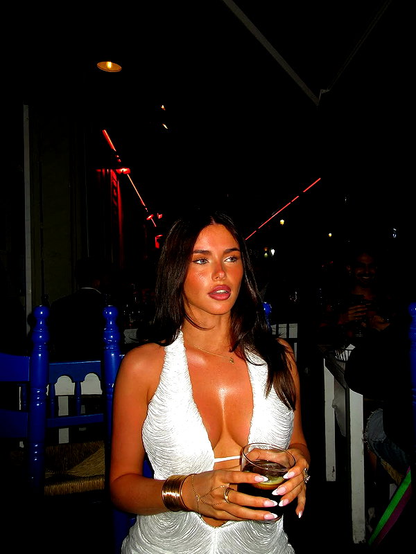clarissabeaa instagram image archive image