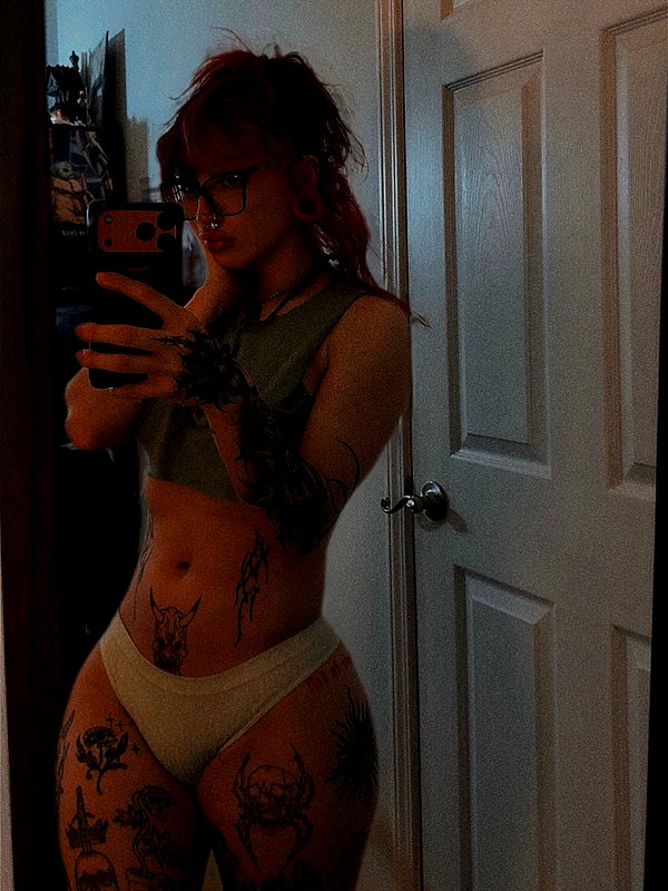 luucifina instagram image archive image