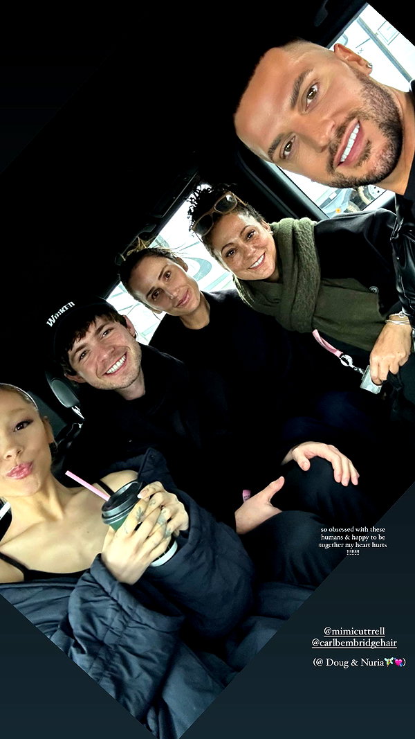 arianagrande instagram image archive image