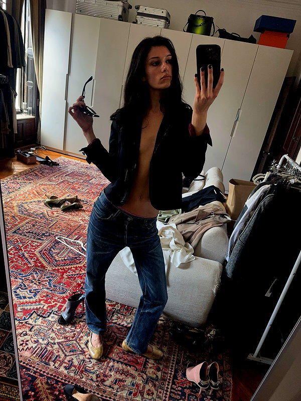 reneeebeller instagram image archive image