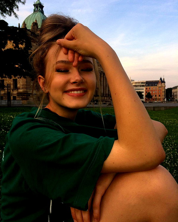 lilih instagram image archive image