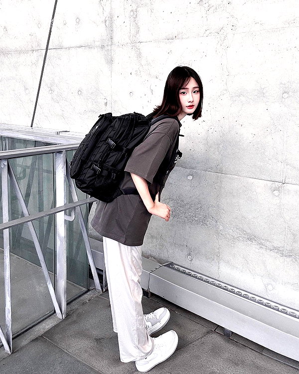 lai_931201 instagram image archive image