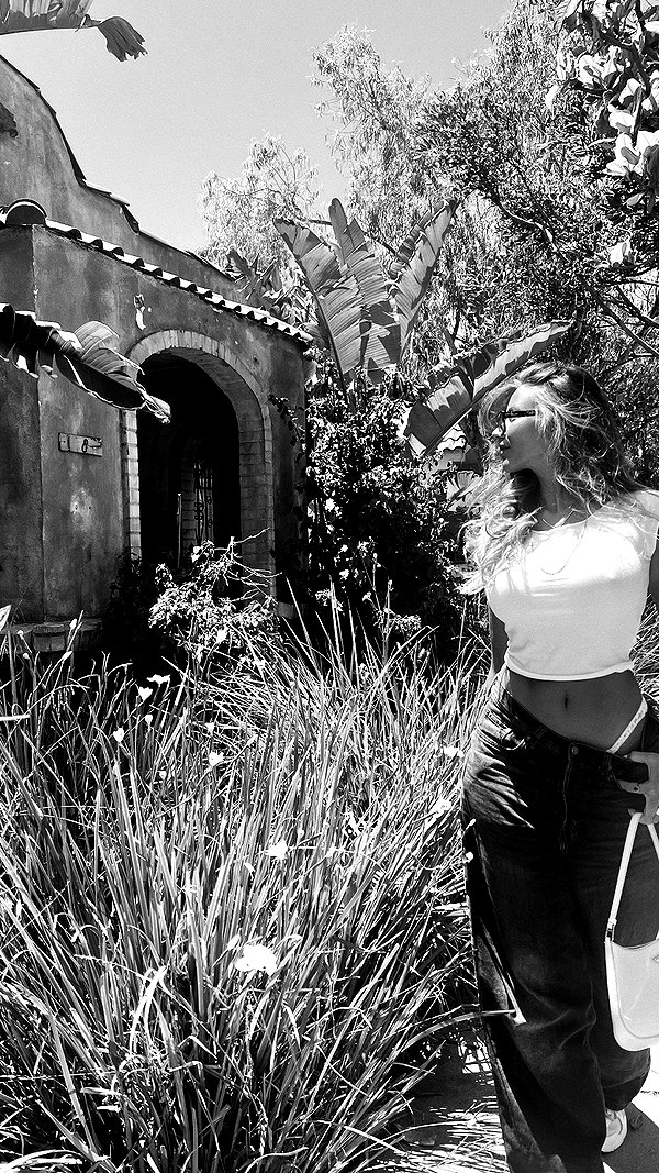 pia__kim instagram image archive image