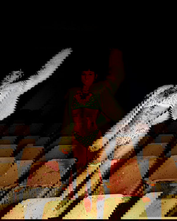 strawberryshanz strawberryshanz archive image