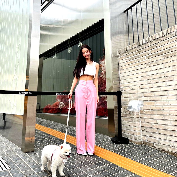 dear.zia instagram image archive image