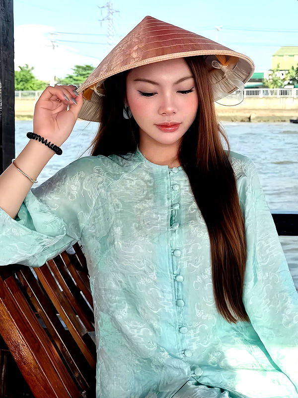 lyhythuedoxinh instagram image archive image