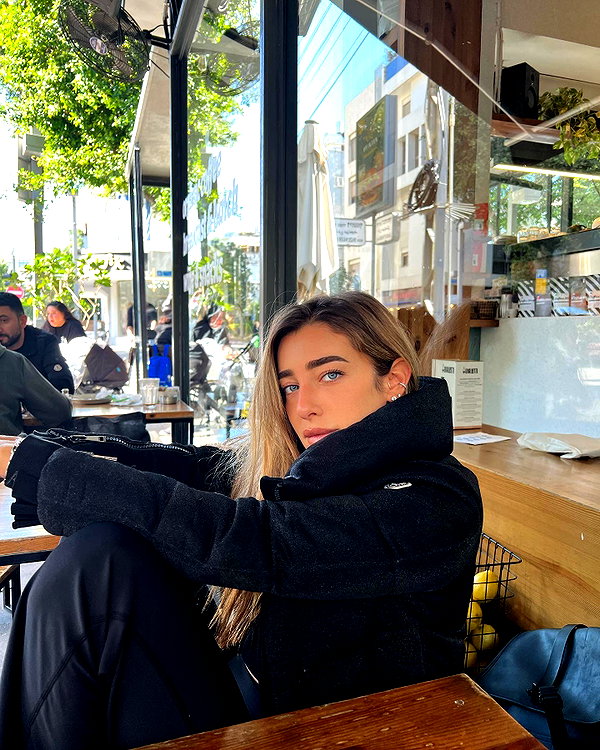 annezivi instagram image archive image