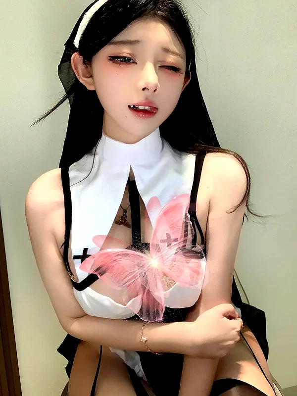 yingyinng_ instagram image archive image