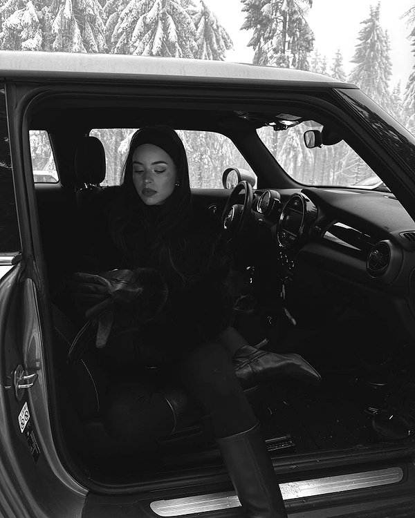 zoeliss instagram image archive image