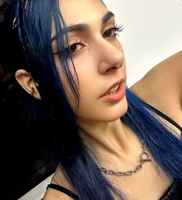 ayash.hila instagram image archive image