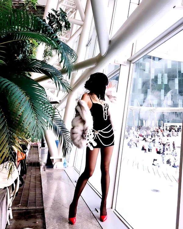 bora__look instagram image archive image