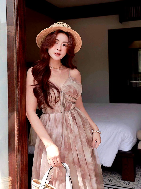 lyhythuedoxinh instagram image archive image