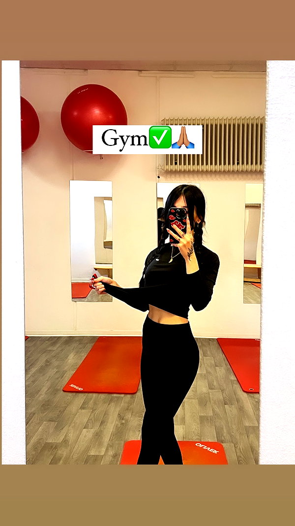 cata.leyah instagram image archive image