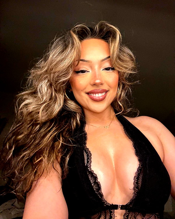 v.qx instagram image archive image