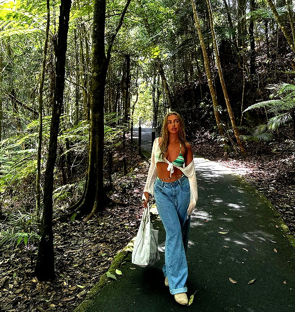 Archived image from @edenharper on Instagram
