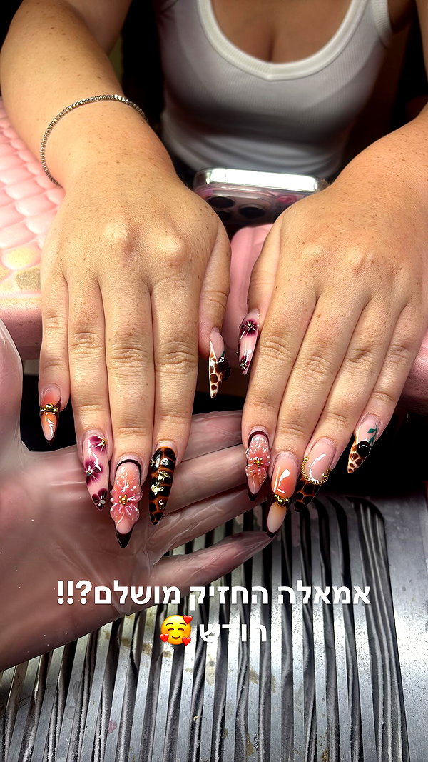 nails.by.natashi nails.by.natashi archive image