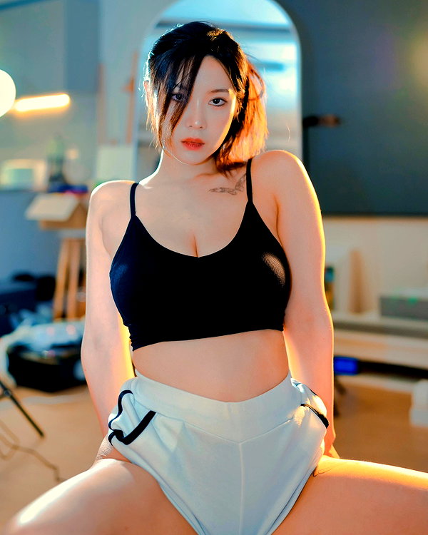 norajoy_official instagram image archive image