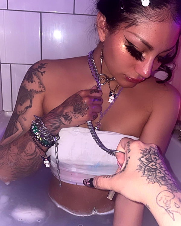 puppyknucklesxx instagram image archive image