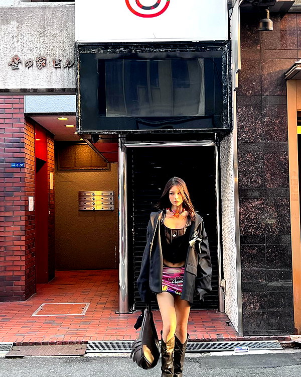 ll.lu1s instagram image archive image