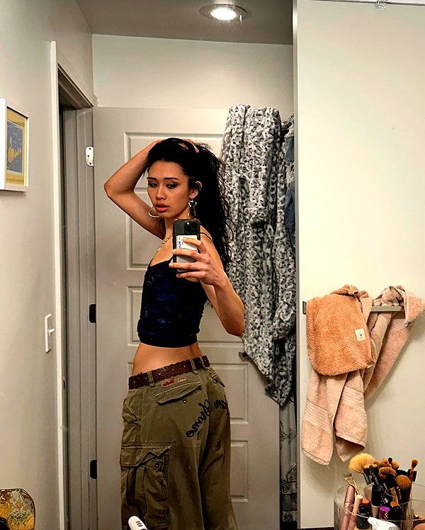 cait.knight instagram image archive image
