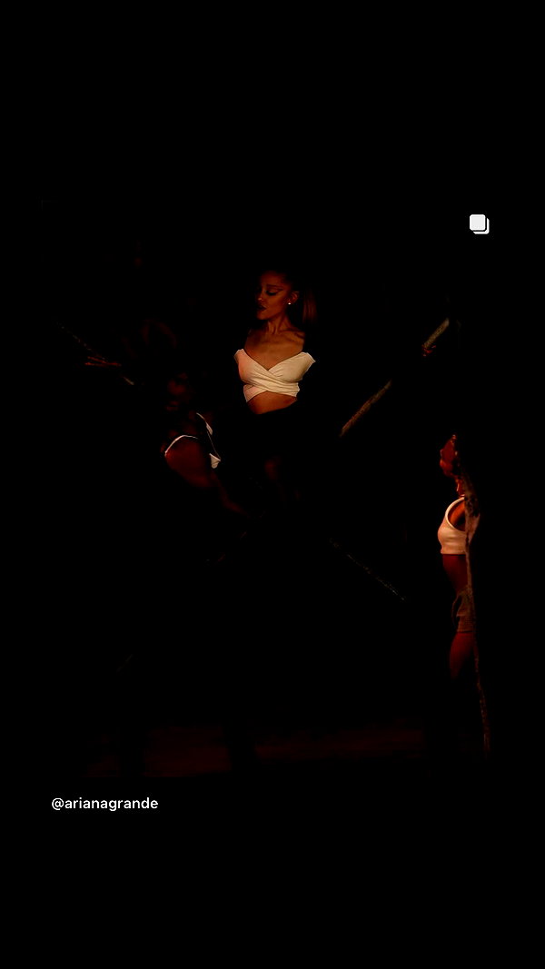 arianagrande instagram image archive image