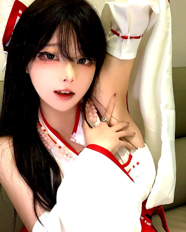 yingyinng_ instagram image archive image