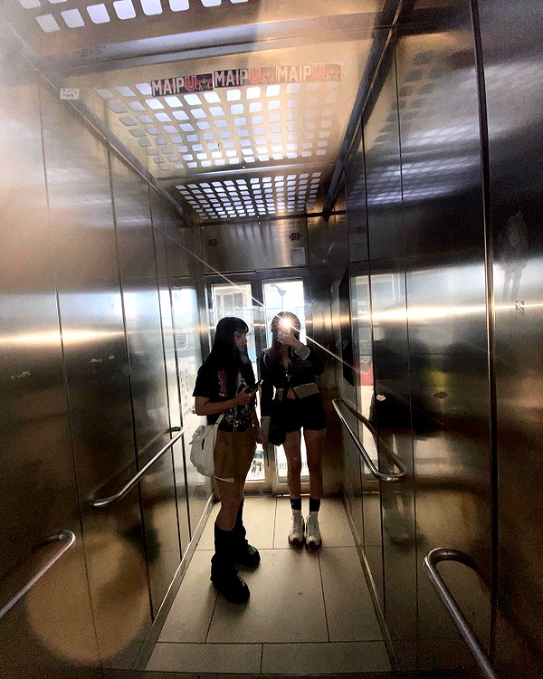 is2tian instagram image archive image