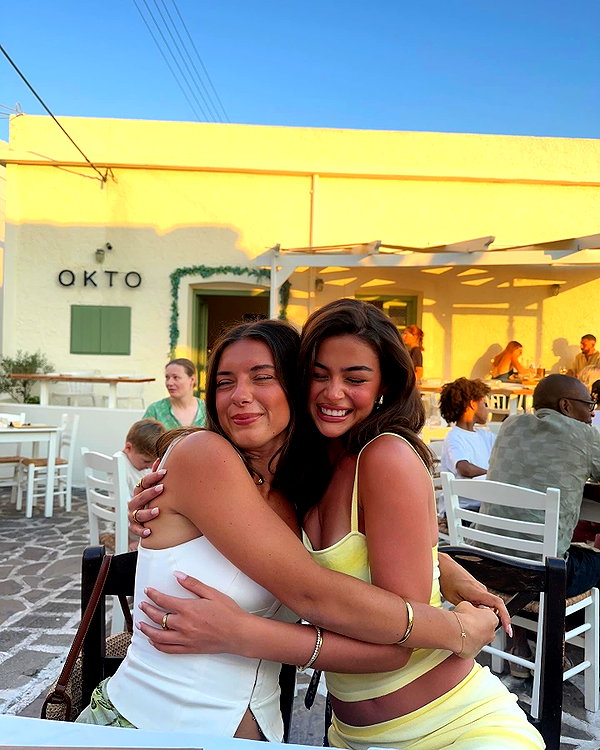 oliviaphillipps instagram image archive image