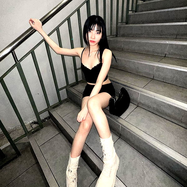 the.q.felicia instagram image archive image