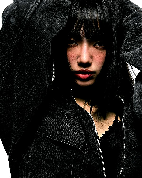 a.tinn___ instagram image archive image