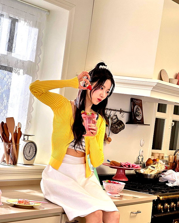 zuhazana instagram image archive image
