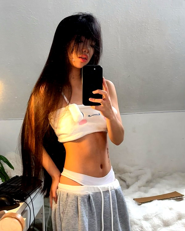 officialmiji640 instagram image archive image