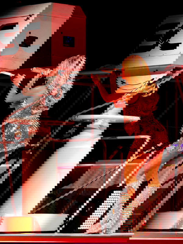 sabrinacarpenter sabrinacarpenter archive image