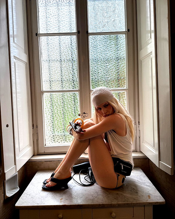 girlcalledluca instagram image archive image