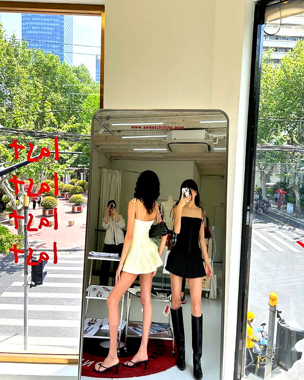 fair_mua instagram image archive image